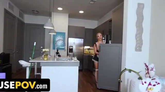 FREEUSE - My Maid Slimthick Vic Sucks And Fucks On Command Pussy🌮️ (Slimthick_vic Slimthick_vic)