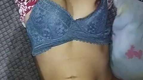 Latina beauty dripping with sweat, overflowing with milk-filled breasts and a juicy butt🍑