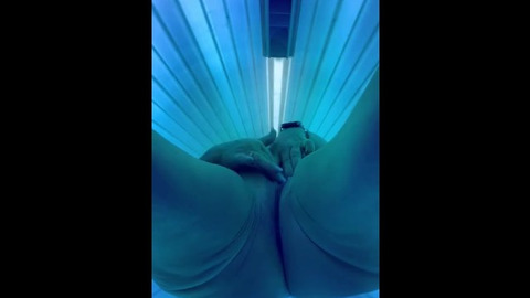 Juicy, glossy crotch sizzles under the sun, tantalizing all
