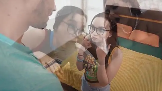 Alex Jones & Natasha Nice Devastate Their boyfriend′s Mini Me In Explicit Threesome!