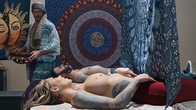 Karma Rx′s Cheap Boyfriend Got Her Chakras Ripped Open!