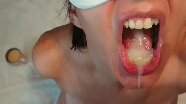 Latina milf takes in a thick creampie load