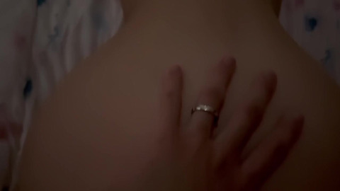 【個人撮影】【丸の内OLレイナ】人妻とのラブラブセックス３〜バック編〜【素人 — 調教、パイパン — 変態 — オナサポ — 日本人 — スレンダー — 美女】