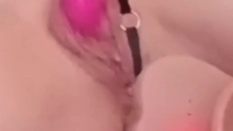 Española Labios y clitoris grande masturbacion en primer plano