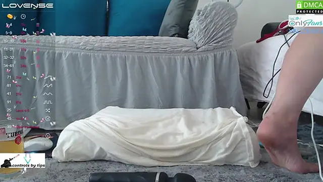 I pleasure my swollen clit with a dildo until it erupts