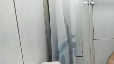 Peguei meu marido batendo uma no chuveiro e fiz ele me foder gostos
