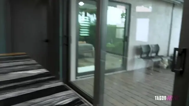 Hot milf On Call - Ellie Tay -  Heat - Luke Longly