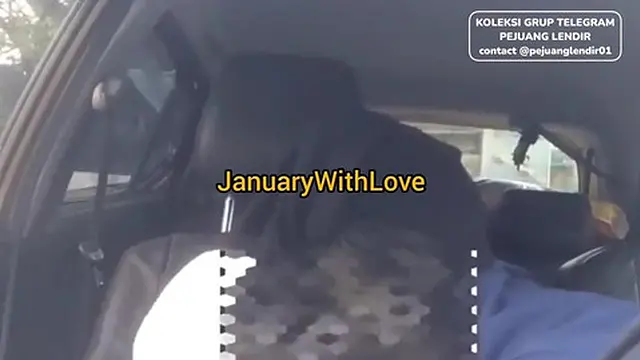 Di Paksa Di Mobil Full Https://s id/eporner1