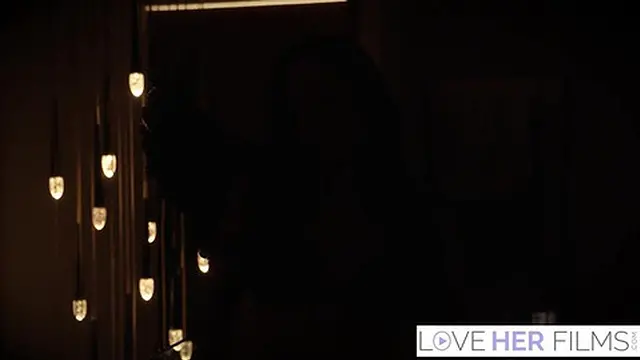 Close Encounters of Desire (Eva Elfie & Vanna Bardot & Vince Karter)