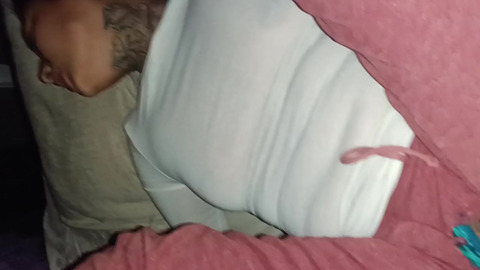 Suegro B  Entra en la madrugada a mi habitación y me folla duro por detrás