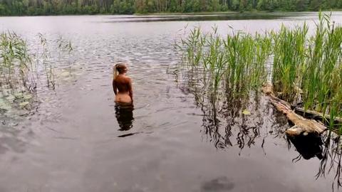Morning forest tryst, nymph seduces with anal👌 play, her ass🍑 drops down, claiming my throbbing cock🌭