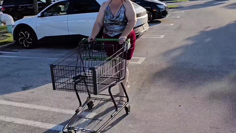 Met a stranger in supermarket parking lot, who said, he was a landscaper, I like his power tool