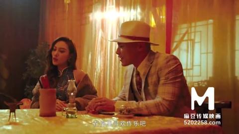 Middle-aged guy gets sauced by seductive spa masseuse Li Rong Rong in high-def Chinese XXX.