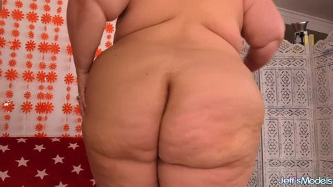 Super Vixen Erin's Juicy Thighs Gets Ripped Apart