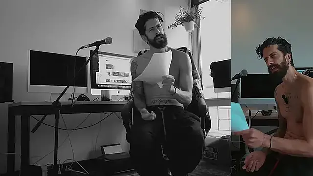 Amateur Colombian MILF gives a horny blowjob and gets fucked hard.