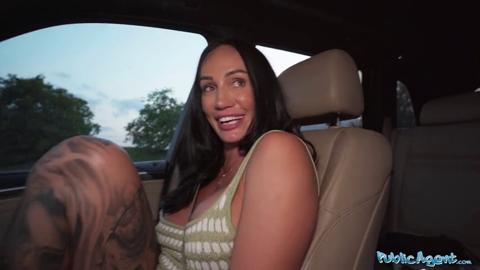 Blowjob by Aussie Reality Star Whore Hayley Vernon on a Public Road