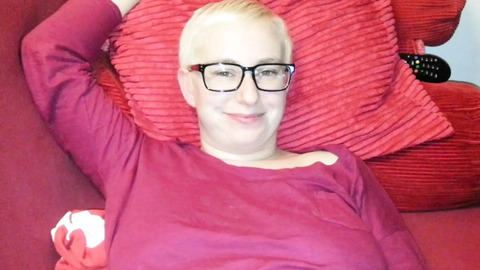 I fingerfucked her juicy slit till the juices overflowed