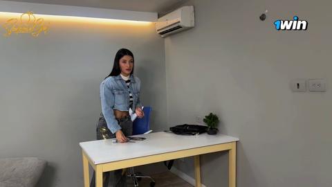 Fat psychologist gets brutally fucked by timid but huge-dicked patient-turned-lover Salomé Gil