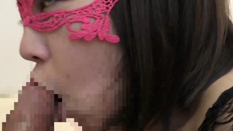 Blowjobs galore on married mistress'