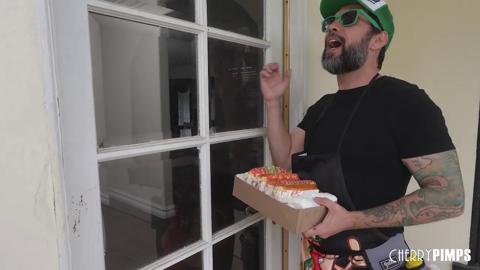 Hot Delivery Man Gives And Receives Dirty Pleasures From The Horny🥵 Milf Doggystyle